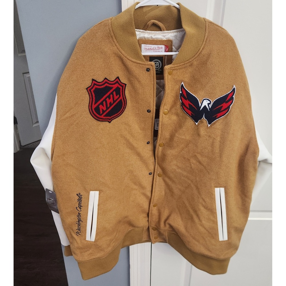 Mitchell & Ness Washington Capitals Dusted Varsity Jacket NHL Tan White 2XL NEW
